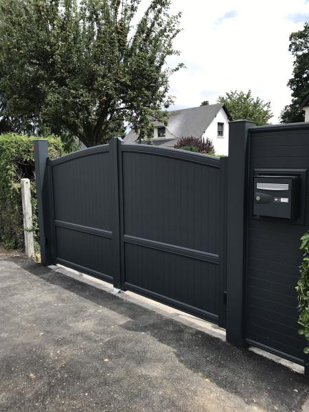 Installation portails à Alizay